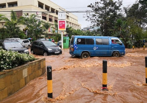 Kenya issues floods alert amid heavy rains | Kenya issues floods alert amid heavy rains Kenya issues floods alert amid heavy rains | Kenya issues floods alert amid heavy rains