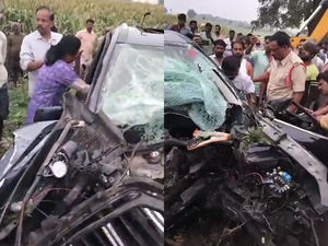 Two Karnataka doctors among 10 killed in road accidents in Andhra Pradesh | Two Karnataka doctors among 10 killed in road accidents in Andhra Pradesh Two Karnataka doctors among 10 killed in road accidents in Andhra Pradesh | Two Karnataka doctors among 10 killed in road accidents in Andhra Pradesh