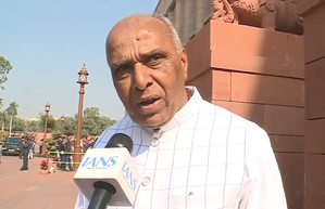 Only for appeasing minorities: JPC chief slams Mamata govt on Waqf Bill move | Only for appeasing minorities: JPC chief slams Mamata govt on Waqf Bill move Only for appeasing minorities: JPC chief slams Mamata govt on Waqf Bill move | Only for appeasing minorities: JPC chief slams Mamata govt on Waqf Bill move