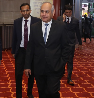 Justice Vibhu Bakhru appointed Acting Chief Justice of Delhi HC | Justice Vibhu Bakhru appointed Acting Chief Justice of Delhi HC Justice Vibhu Bakhru appointed Acting Chief Justice of Delhi HC | Justice Vibhu Bakhru appointed Acting Chief Justice of Delhi HC