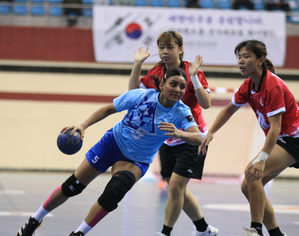 Hosts India begin Asian Women’s Handball Championship with win over Hong Kong | Hosts India begin Asian Women’s Handball Championship with win over Hong Kong Hosts India begin Asian Women’s Handball Championship with win over Hong Kong | Hosts India begin Asian Women’s Handball Championship with win over Hong Kong