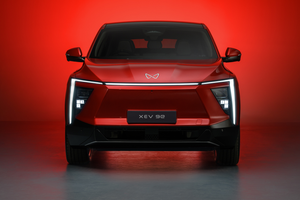 Mahindra & Mahindra logs 20 pc net profit jump in Q3 on strong SUV, tractor demand | Mahindra & Mahindra logs 20 pc net profit jump in Q3 on strong SUV, tractor demand Mahindra & Mahindra logs 20 pc net profit jump in Q3 on strong SUV, tractor demand | Mahindra & Mahindra logs 20 pc net profit jump in Q3 on strong SUV, tractor demand