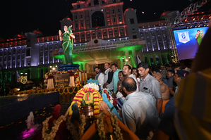 Mothers inspire us, says CM Revanth Reddy at unveiling of ‘Telangana Thalli’ statue | Mothers inspire us, says CM Revanth Reddy at unveiling of ‘Telangana Thalli’ statue