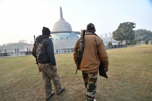 Mahabodhi Temple gets bomb threat, security heightened | Mahabodhi Temple gets bomb threat, security heightened Mahabodhi Temple gets bomb threat, security heightened | Mahabodhi Temple gets bomb threat, security heightened