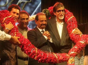 Big B makes numerical slip-up by underestimating Gavaskar's age by 10 years, corrects it later | Big B makes numerical slip-up by underestimating Gavaskar's age by 10 years, corrects it later Big B makes numerical slip-up by underestimating Gavaskar's age by 10 years, corrects it later | Big B makes numerical slip-up by underestimating Gavaskar's age by 10 years, corrects it later