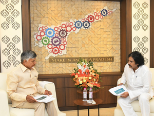 Pawan Kalyan meets Chandrababu Naidu to discuss Nagababu’s induction in Cabinet | Pawan Kalyan meets Chandrababu Naidu to discuss Nagababu’s induction in Cabinet Pawan Kalyan meets Chandrababu Naidu to discuss Nagababu’s induction in Cabinet | Pawan Kalyan meets Chandrababu Naidu to discuss Nagababu’s induction in Cabinet