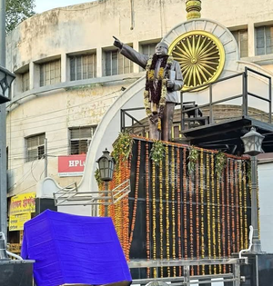 Parbhani custodial death: Autopsy says Dalit man died of ‘shock following multiple injuries’ | Parbhani custodial death: Autopsy says Dalit man died of ‘shock following multiple injuries’ Parbhani custodial death: Autopsy says Dalit man died of ‘shock following multiple injuries’ | Parbhani custodial death: Autopsy says Dalit man died of ‘shock following multiple injuries’