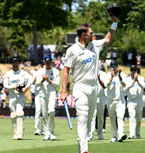 Southee sent off in style as NZ clinch huge 423-run win over England | Southee sent off in style as NZ clinch huge 423-run win over England Southee sent off in style as NZ clinch huge 423-run win over England | Southee sent off in style as NZ clinch huge 423-run win over England