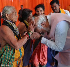 PM Modi pays tribute to Tulsi Gowda, calls her a guiding light for environmental conservation | PM Modi pays tribute to Tulsi Gowda, calls her a guiding light for environmental conservation PM Modi pays tribute to Tulsi Gowda, calls her a guiding light for environmental conservation | PM Modi pays tribute to Tulsi Gowda, calls her a guiding light for environmental conservation