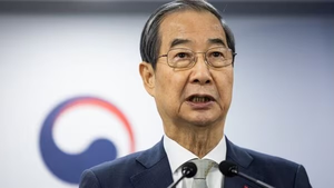 South Korea: Han, Japan PM agree to continue trilateral cooperation ...