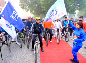 Sports minister Dr. Mandaviya, Shivani Pawar to lead Fit India cycling event in Mumbai | Sports minister Dr. Mandaviya, Shivani Pawar to lead Fit India cycling event in Mumbai Sports minister Dr. Mandaviya, Shivani Pawar to lead Fit India cycling event in Mumbai | Sports minister Dr. Mandaviya, Shivani Pawar to lead Fit India cycling event in Mumbai