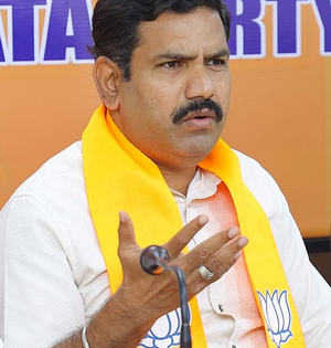 'Doesn't Siddaramaiah feel moral obligation,' says BJP on proposal to name road after K'taka CM | 'Doesn't Siddaramaiah feel moral obligation,' says BJP on proposal to name road after K'taka CM 'Doesn't Siddaramaiah feel moral obligation,' says BJP on proposal to name road after K'taka CM | 'Doesn't Siddaramaiah feel moral obligation,' says BJP on proposal to name road after K'taka CM