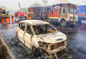 Jaipur LPG tanker blast: Three more succumb to injuries, death toll rises to 18 | Jaipur LPG tanker blast: Three more succumb to injuries, death toll rises to 18 Jaipur LPG tanker blast: Three more succumb to injuries, death toll rises to 18 | Jaipur LPG tanker blast: Three more succumb to injuries, death toll rises to 18