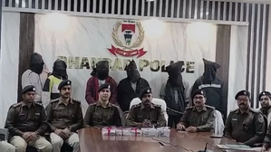 Six henchmen of notorious gangster Prince Khan nabbed in Jharkhand, several crimes revealed | Six henchmen of notorious gangster Prince Khan nabbed in Jharkhand, several crimes revealed Six henchmen of notorious gangster Prince Khan nabbed in Jharkhand, several crimes revealed | Six henchmen of notorious gangster Prince Khan nabbed in Jharkhand, several crimes revealed