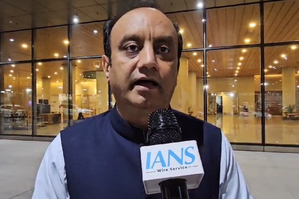 Disparaging remarks on Maha Kumbh deliberate, planned: Sudhanshu Trivedi tears into INDIA bloc | Disparaging remarks on Maha Kumbh deliberate, planned: Sudhanshu Trivedi tears into INDIA bloc Disparaging remarks on Maha Kumbh deliberate, planned: Sudhanshu Trivedi tears into INDIA bloc | Disparaging remarks on Maha Kumbh deliberate, planned: Sudhanshu Trivedi tears into INDIA bloc