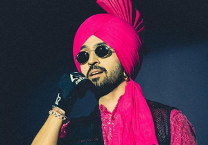 Diljit Dosanjh reaches land of Brahmaputra for his next show | Diljit Dosanjh reaches land of Brahmaputra for his next show Diljit Dosanjh reaches land of Brahmaputra for his next show | Diljit Dosanjh reaches land of Brahmaputra for his next show