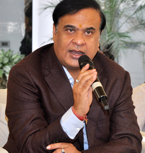 Assam CM slams Rahul Gandhi over ‘surrender' barb on PM Modi | Assam CM slams Rahul Gandhi over ‘surrender' barb on PM Modi Assam CM slams Rahul Gandhi over ‘surrender' barb on PM Modi | Assam CM slams Rahul Gandhi over ‘surrender' barb on PM Modi