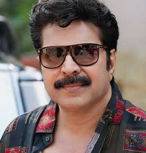 Mammootty calls on family of MT Vasudevan Nair, the person who brought out the best in him | Mammootty calls on family of MT Vasudevan Nair, the person who brought out the best in him Mammootty calls on family of MT Vasudevan Nair, the person who brought out the best in him | Mammootty calls on family of MT Vasudevan Nair, the person who brought out the best in him