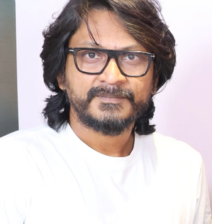 Ninety per cent of ‘Nesippaya’ has been shot in Spain, Portugal, says director Vishnuvardhan | Ninety per cent of ‘Nesippaya’ has been shot in Spain, Portugal, says director Vishnuvardhan Ninety per cent of ‘Nesippaya’ has been shot in Spain, Portugal, says director Vishnuvardhan | Ninety per cent of ‘Nesippaya’ has been shot in Spain, Portugal, says director Vishnuvardhan