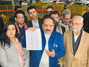 BJP complains to EC against AAP's attempt to 'manipulate' voters’ list | BJP complains to EC against AAP's attempt to 'manipulate' voters’ list BJP complains to EC against AAP's attempt to 'manipulate' voters’ list | BJP complains to EC against AAP's attempt to 'manipulate' voters’ list