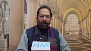 Cong, AAP staring at defeat: BJP's Naqvi on their poll promises | Cong, AAP staring at defeat: BJP's Naqvi on their poll promises Cong, AAP staring at defeat: BJP's Naqvi on their poll promises | Cong, AAP staring at defeat: BJP's Naqvi on their poll promises