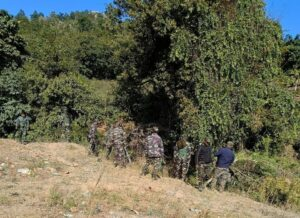 Gunfight in Gumla forest: Police recover AK-47s, explosives from notorious gang | Gunfight in Gumla forest: Police recover AK-47s, explosives from notorious gang Gunfight in Gumla forest: Police recover AK-47s, explosives from notorious gang | Gunfight in Gumla forest: Police recover AK-47s, explosives from notorious gang