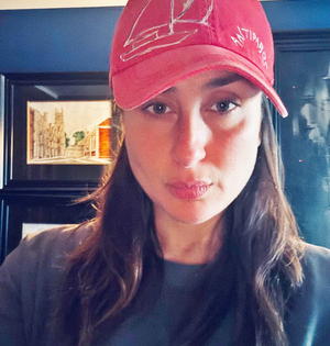 Saif Ali Khan case: Kareena posts, then deletes emotional plea from Instagram | Saif Ali Khan case: Kareena posts, then deletes emotional plea from Instagram Saif Ali Khan case: Kareena posts, then deletes emotional plea from Instagram | Saif Ali Khan case: Kareena posts, then deletes emotional plea from Instagram