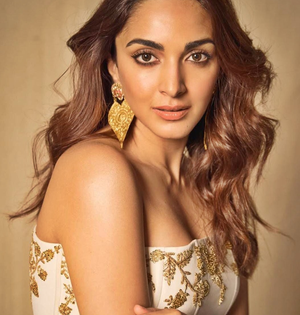 Kiara Advani kickstarts the Bangalore schedule of Yash starrer ‘Toxic’ | Kiara Advani kickstarts the Bangalore schedule of Yash starrer ‘Toxic’ Kiara Advani kickstarts the Bangalore schedule of Yash starrer ‘Toxic’ | Kiara Advani kickstarts the Bangalore schedule of Yash starrer ‘Toxic’