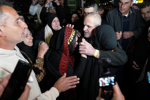 Palestinian prisoners freed by Israel arrive in Ramallah | Palestinian prisoners freed by Israel arrive in Ramallah Palestinian prisoners freed by Israel arrive in Ramallah | Palestinian prisoners freed by Israel arrive in Ramallah