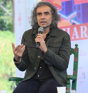 Imtiaz Ali reveals why he gravitated more towards A. R. Rahman than Pritam for ‘Main Vapas Aaunga’ | Imtiaz Ali reveals why he gravitated more towards A. R. Rahman than Pritam for ‘Main Vapas Aaunga’