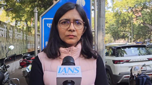 Swati Maliwal slams Kejriwal over Yamuna’s deteriorating condition | Swati Maliwal slams Kejriwal over Yamuna’s deteriorating condition Swati Maliwal slams Kejriwal over Yamuna’s deteriorating condition | Swati Maliwal slams Kejriwal over Yamuna’s deteriorating condition