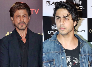 Shah Rukh Khan goes solo to promote son Aryan Khan’s film | Shah Rukh Khan goes solo to promote son Aryan Khan’s film Shah Rukh Khan goes solo to promote son Aryan Khan’s film | Shah Rukh Khan goes solo to promote son Aryan Khan’s film