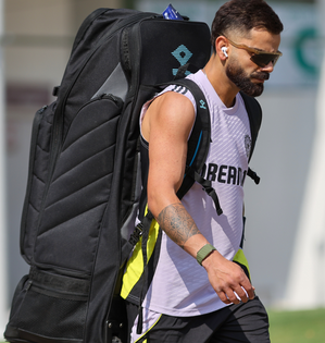 1st ODI: Kohli's injury appears minor, likely to get into action in next match | 1st ODI: Kohli's injury appears minor, likely to get into action in next match 1st ODI: Kohli's injury appears minor, likely to get into action in next match | 1st ODI: Kohli's injury appears minor, likely to get into action in next match