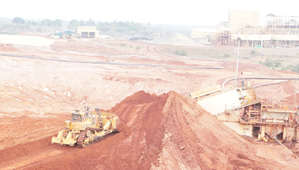 12 miners rescued after gold mine collapses in western Kenya | 12 miners rescued after gold mine collapses in western Kenya 12 miners rescued after gold mine collapses in western Kenya | 12 miners rescued after gold mine collapses in western Kenya