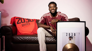 Canada captain Alphonso Davies signs 5-year contract extension at FC Bayern | Canada captain Alphonso Davies signs 5-year contract extension at FC Bayern Canada captain Alphonso Davies signs 5-year contract extension at FC Bayern | Canada captain Alphonso Davies signs 5-year contract extension at FC Bayern