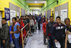 Delhi dangal: Higher voting in trans-Yamuna areas till 1 pm; Sisodia alleges wrongdoings | Delhi dangal: Higher voting in trans-Yamuna areas till 1 pm; Sisodia alleges wrongdoings Delhi dangal: Higher voting in trans-Yamuna areas till 1 pm; Sisodia alleges wrongdoings | Delhi dangal: Higher voting in trans-Yamuna areas till 1 pm; Sisodia alleges wrongdoings