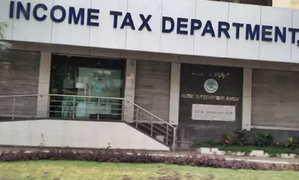 I-T dept raids more than 30 locations in Karnataka | I-T dept raids more than 30 locations in Karnataka