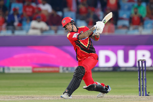 Dubai Capitals clinch last ball thriller against Desert Vipers to reach ILT20 final | Dubai Capitals clinch last ball thriller against Desert Vipers to reach ILT20 final Dubai Capitals clinch last ball thriller against Desert Vipers to reach ILT20 final | Dubai Capitals clinch last ball thriller against Desert Vipers to reach ILT20 final
