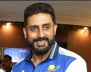 Double celebrations for Abhishek Bachchan on his birthday as his ISPL team continues winning streak | Double celebrations for Abhishek Bachchan on his birthday as his ISPL team continues winning streak Double celebrations for Abhishek Bachchan on his birthday as his ISPL team continues winning streak | Double celebrations for Abhishek Bachchan on his birthday as his ISPL team continues winning streak