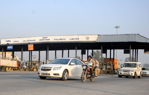 Big relief on toll for National Highways' users coming soon: Nitin Gadkari | Big relief on toll for National Highways' users coming soon: Nitin Gadkari Big relief on toll for National Highways' users coming soon: Nitin Gadkari | Big relief on toll for National Highways' users coming soon: Nitin Gadkari