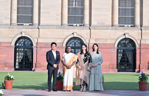 Warmth, hospitality by Prez Droupadi Murmu made my Rashtrapati Bhavan visit special: Sachin Tendulkar | Warmth, hospitality by Prez Droupadi Murmu made my Rashtrapati Bhavan visit special: Sachin Tendulkar Warmth, hospitality by Prez Droupadi Murmu made my Rashtrapati Bhavan visit special: Sachin Tendulkar | Warmth, hospitality by Prez Droupadi Murmu made my Rashtrapati Bhavan visit special: Sachin Tendulkar