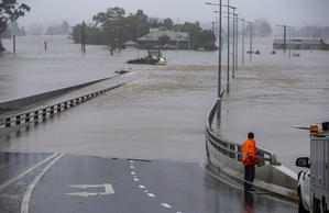 Northeast Australian region warned to prepare for more major flooding | Northeast Australian region warned to prepare for more major flooding Northeast Australian region warned to prepare for more major flooding | Northeast Australian region warned to prepare for more major flooding