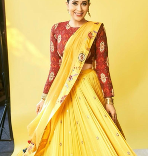 Karisma Kapoor reminisces about her ‘Hum Saath - Saath Hain’ days | Karisma Kapoor reminisces about her ‘Hum Saath - Saath Hain’ days Karisma Kapoor reminisces about her ‘Hum Saath - Saath Hain’ days | Karisma Kapoor reminisces about her ‘Hum Saath - Saath Hain’ days