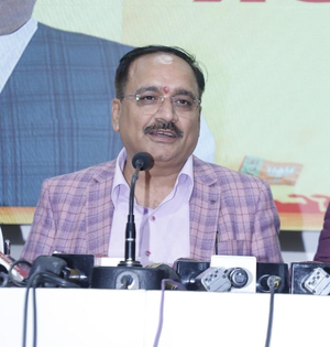 Delhi BJP chief seeks time from L-G for meeting with MLAs | Delhi BJP chief seeks time from L-G for meeting with MLAs Delhi BJP chief seeks time from L-G for meeting with MLAs | Delhi BJP chief seeks time from L-G for meeting with MLAs