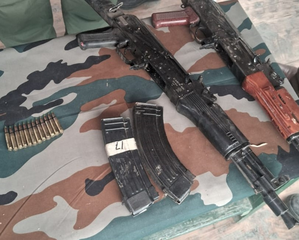 J&K: Arms & ammunition recovered in Kupwara district, searches on in Poonch | J&K: Arms & ammunition recovered in Kupwara district, searches on in Poonch J&K: Arms & ammunition recovered in Kupwara district, searches on in Poonch | J&K: Arms & ammunition recovered in Kupwara district, searches on in Poonch