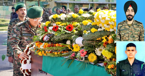 J&K: Wreath laying ceremony of two soldiers held in Akhnoor sector | J&K: Wreath laying ceremony of two soldiers held in Akhnoor sector J&K: Wreath laying ceremony of two soldiers held in Akhnoor sector | J&K: Wreath laying ceremony of two soldiers held in Akhnoor sector
