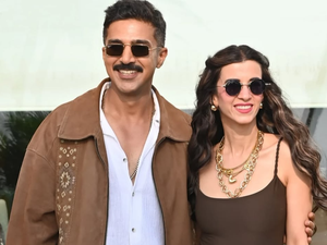 Saqib Saleem calls his reunion with Saba Azad, ‘poetic’ | Saqib Saleem calls his reunion with Saba Azad, ‘poetic’ Saqib Saleem calls his reunion with Saba Azad, ‘poetic’ | Saqib Saleem calls his reunion with Saba Azad, ‘poetic’