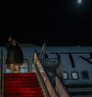 PM Modi departs for Delhi after productive US visit | PM Modi departs for Delhi after productive US visit PM Modi departs for Delhi after productive US visit | PM Modi departs for Delhi after productive US visit