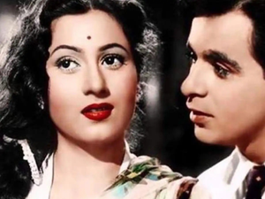 Madhur Bhushan remembers her sister Madhubala's enduring romance with Dilip Kumar | Madhur Bhushan remembers her sister Madhubala's enduring romance with Dilip Kumar Madhur Bhushan remembers her sister Madhubala's enduring romance with Dilip Kumar | Madhur Bhushan remembers her sister Madhubala's enduring romance with Dilip Kumar