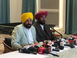 Punjab CM opposes move to land next plane carrying deported Indians in Amritsar | Punjab CM opposes move to land next plane carrying deported Indians in Amritsar Punjab CM opposes move to land next plane carrying deported Indians in Amritsar | Punjab CM opposes move to land next plane carrying deported Indians in Amritsar